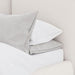 תמונה מזווית מספר 7 של המוצר MALAR | מיטה מרופדת מעוצבת בסגנון מודרני