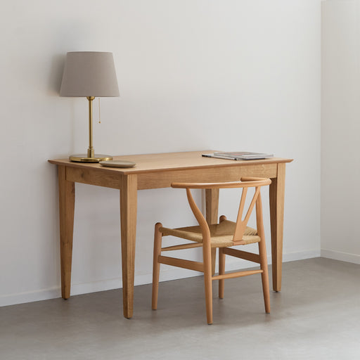 מעבר לעמוד מוצר MORSEN | שולחן עבודה מעץ אלון בעיצוב נקי