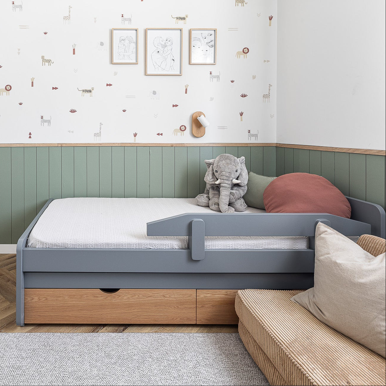 MELOG | מיטת ילדים מעץ עם מגירות אחסון ומיטת חבר