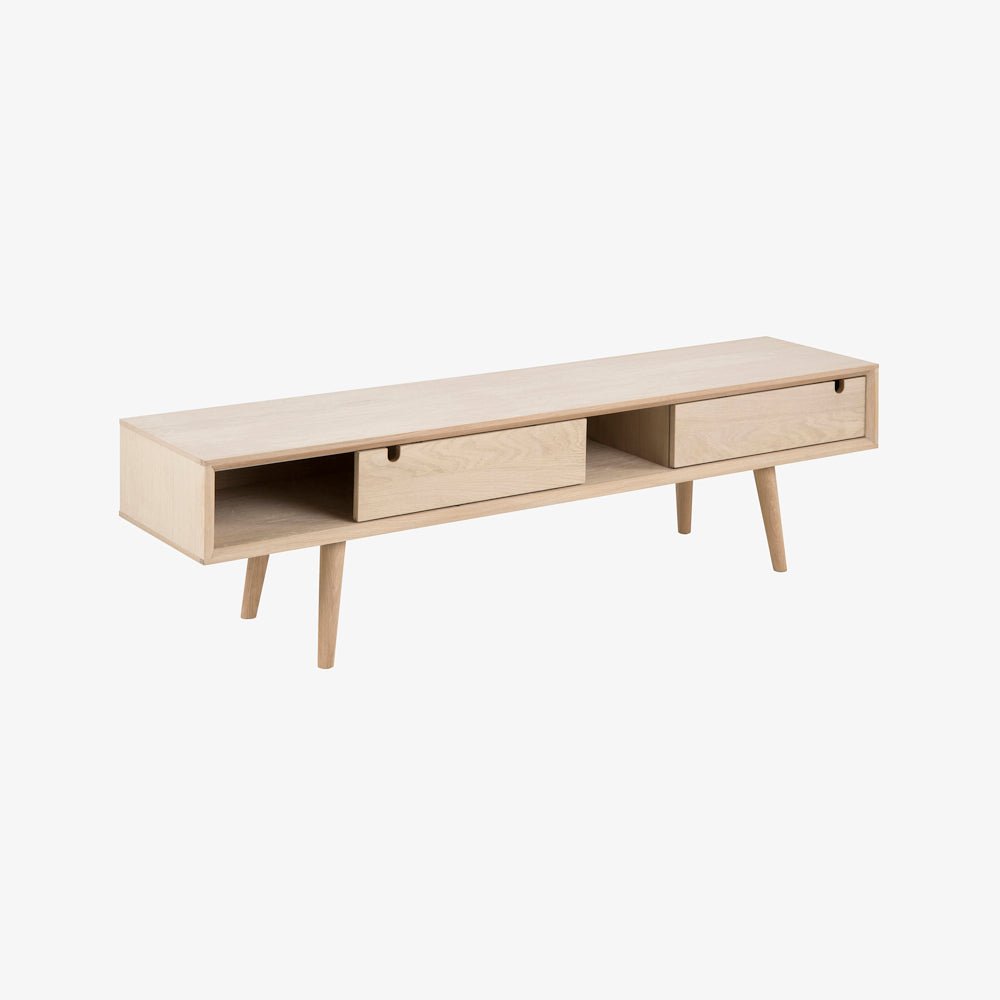 KVADRAT | מזנון נורדי מעץ, עם פתח מדיה ומדפים סגורים - KUALA