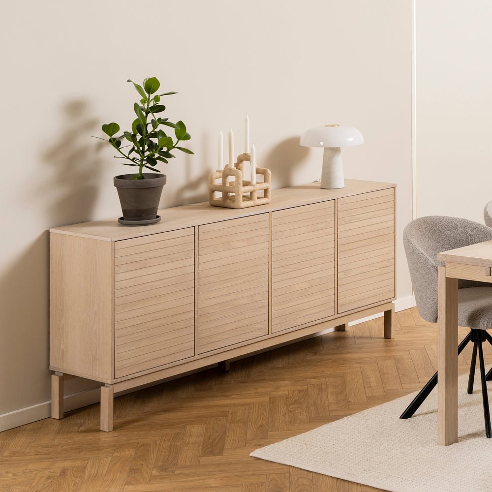 JASMINE | שידת אחסון מעץ, עם מדפים סגורים