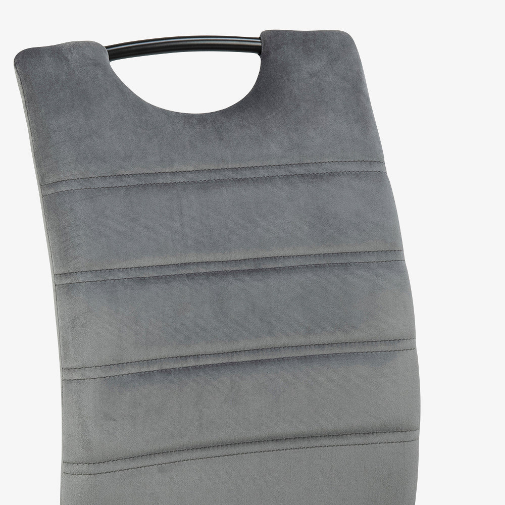 PRISME | כיסא עם ידית אחיזה, מרופד בבד קטיפתי - KUALA