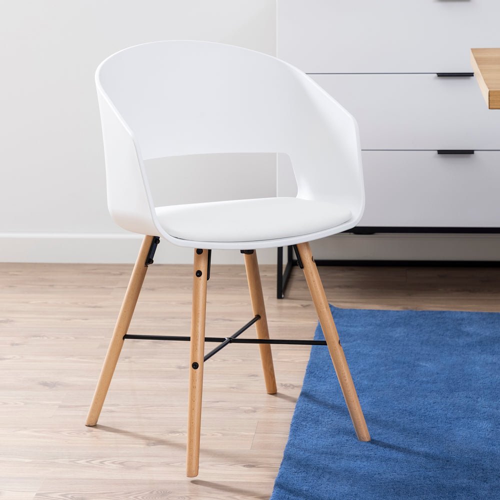 MAKOSSA |  כיסא מודרני מפולימר בשילוב רגלי עץ