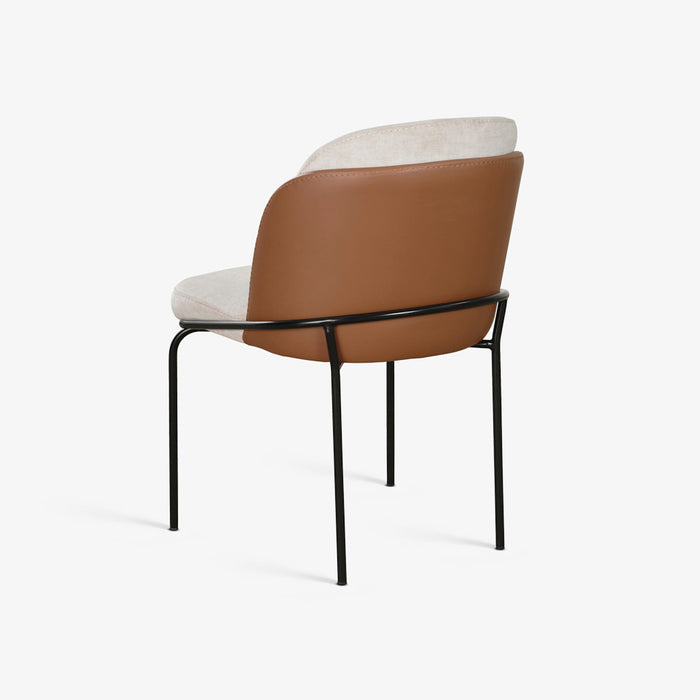 DAAIM | כיסא מרופד מעוצב בסגנון מודרני