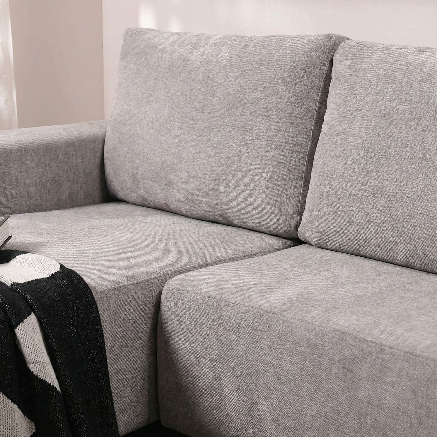 INGAF | ספת שזלונג מודרנית מרופדת בבד אריג