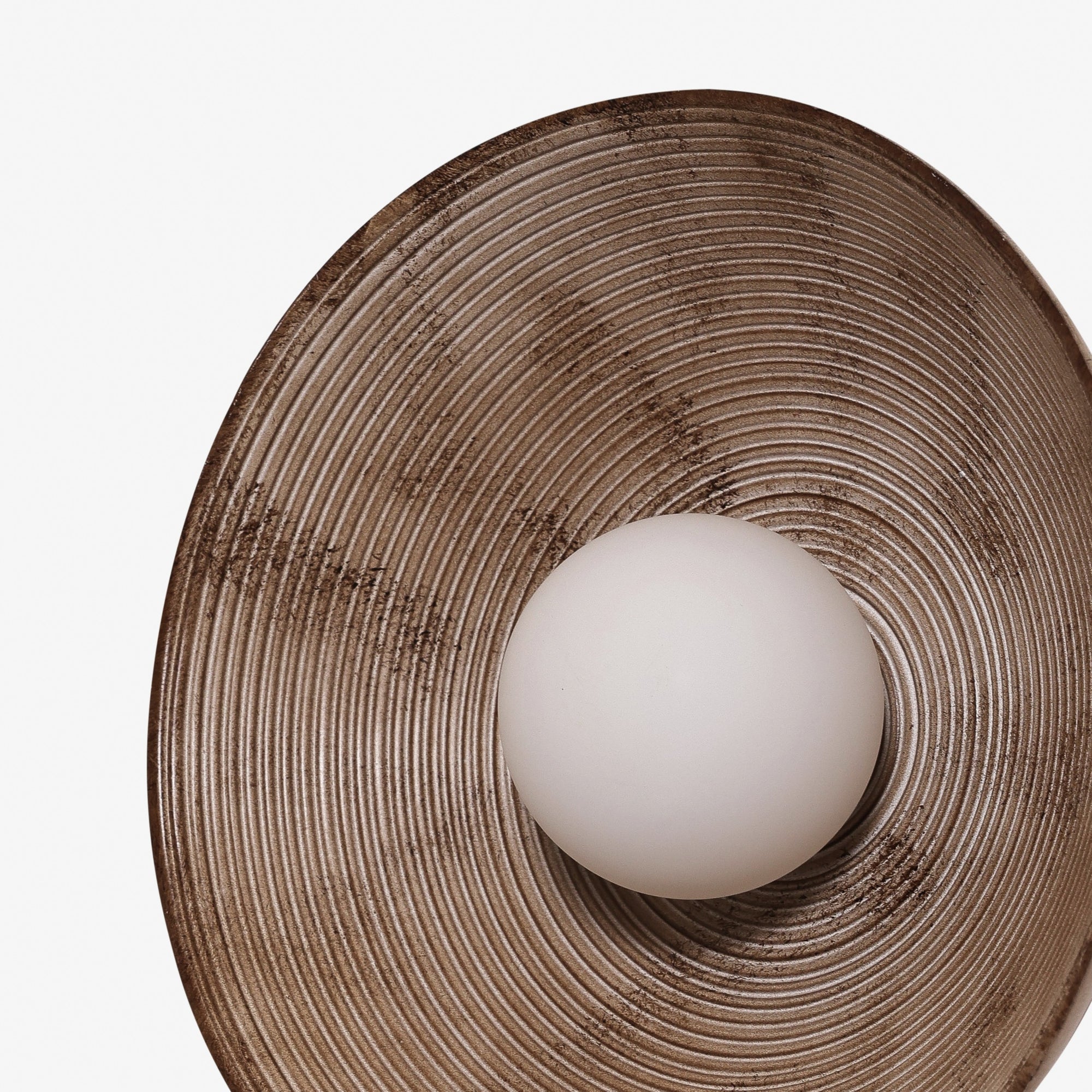 BUNIP | מנורת קיר עגולה ממתכת