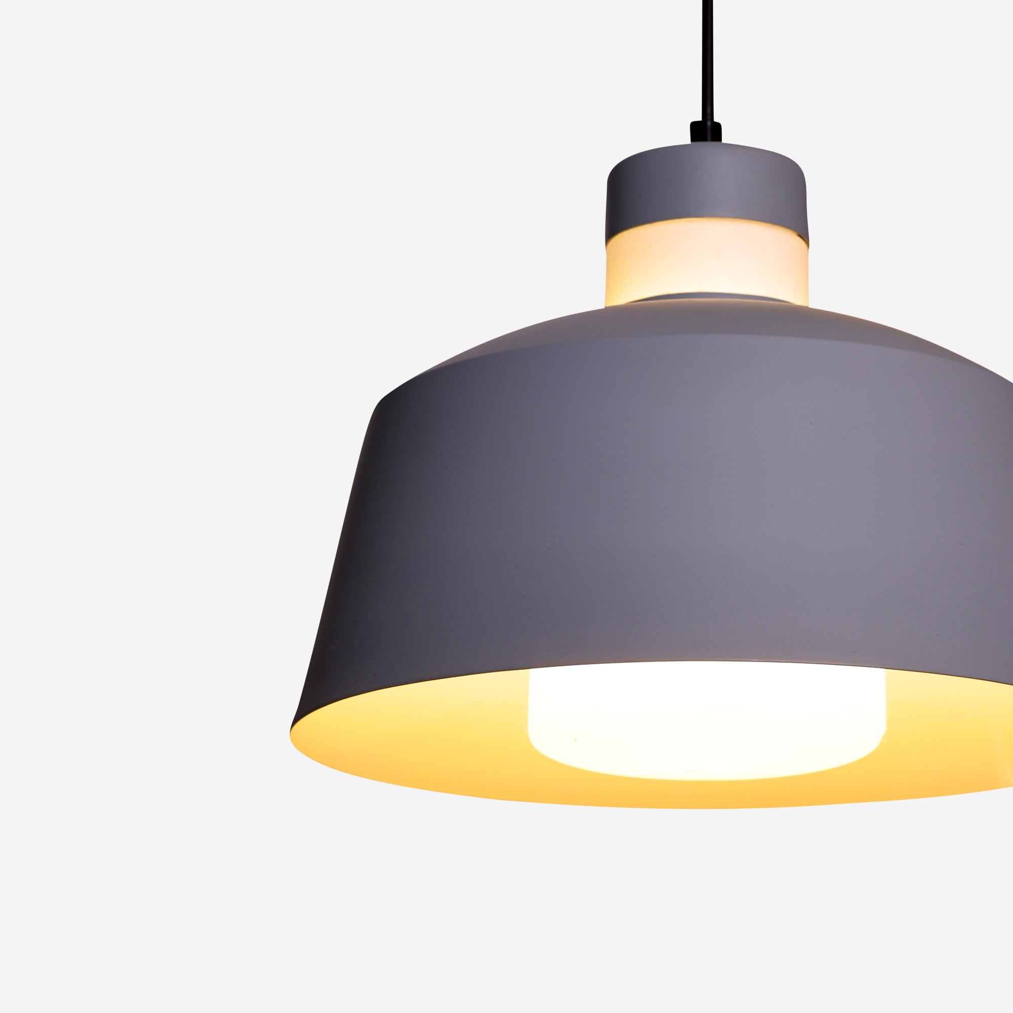 KAYO | מנורת תליה מעוצבת בסגנון תעשייתי