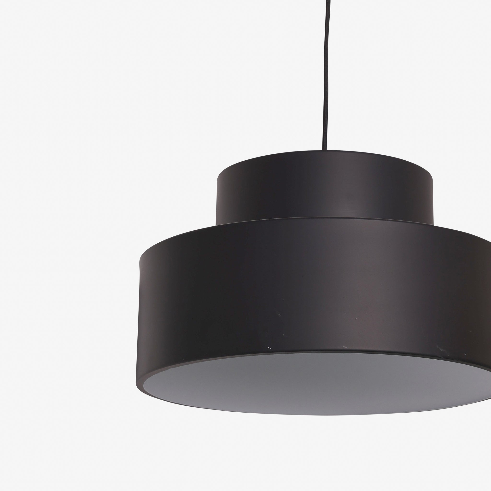 MOPU | מנורת תליה מעוצבת בסגנון תעשייתי