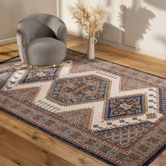 LEYIV | שטיח מעוצב בסגנון אתני