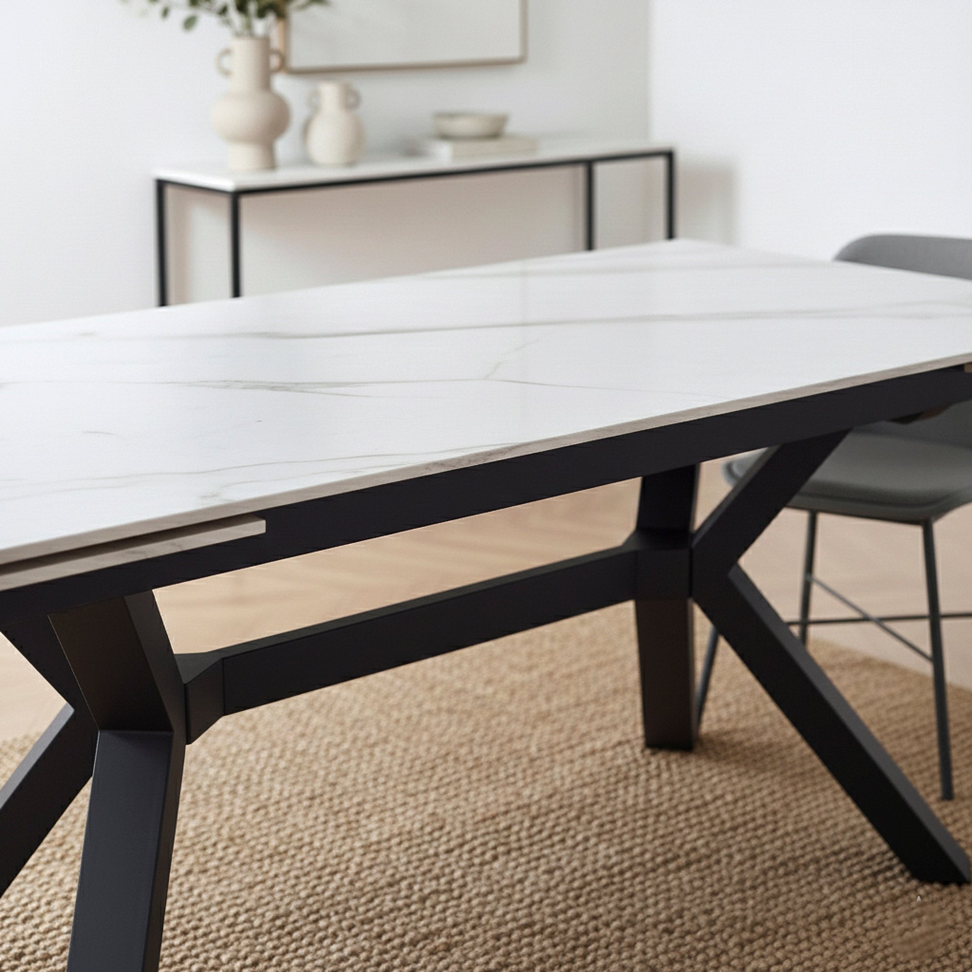 TORBERG | שולחן אוכל מלבני 160/90 ס"מ, נפתח ל-240 ס"מ, עד 10 סועדים