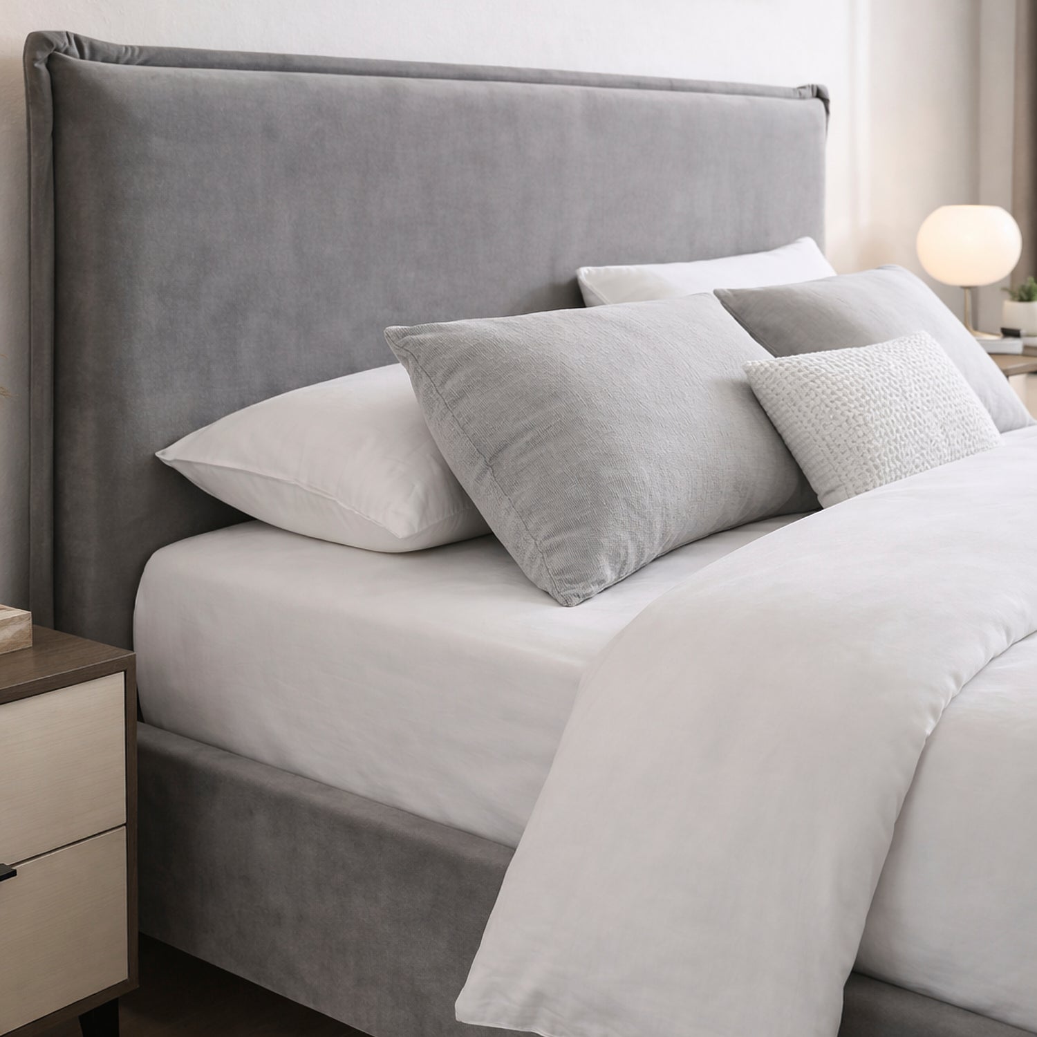 STENMAR | מיטה זוגית מרופדת בבד אריג