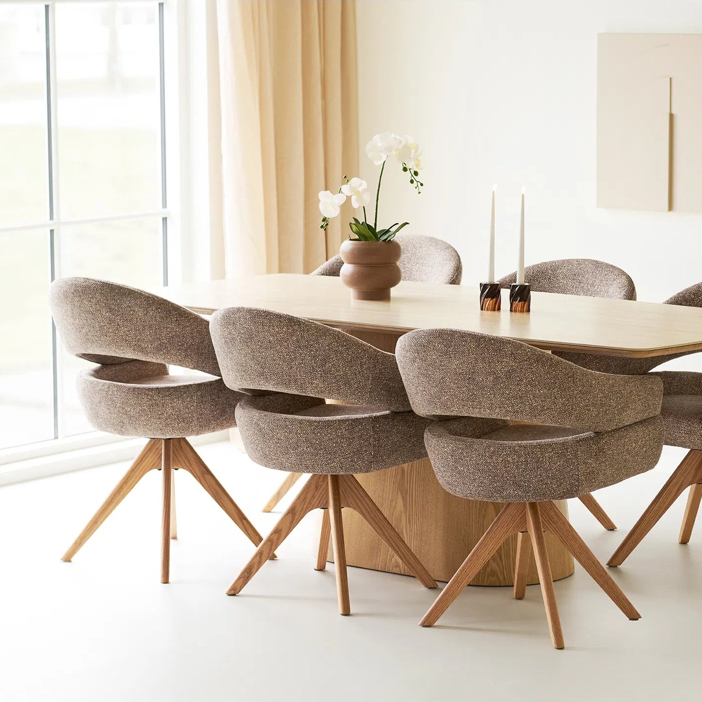 SONOF | כיסא מרופד מסתובב