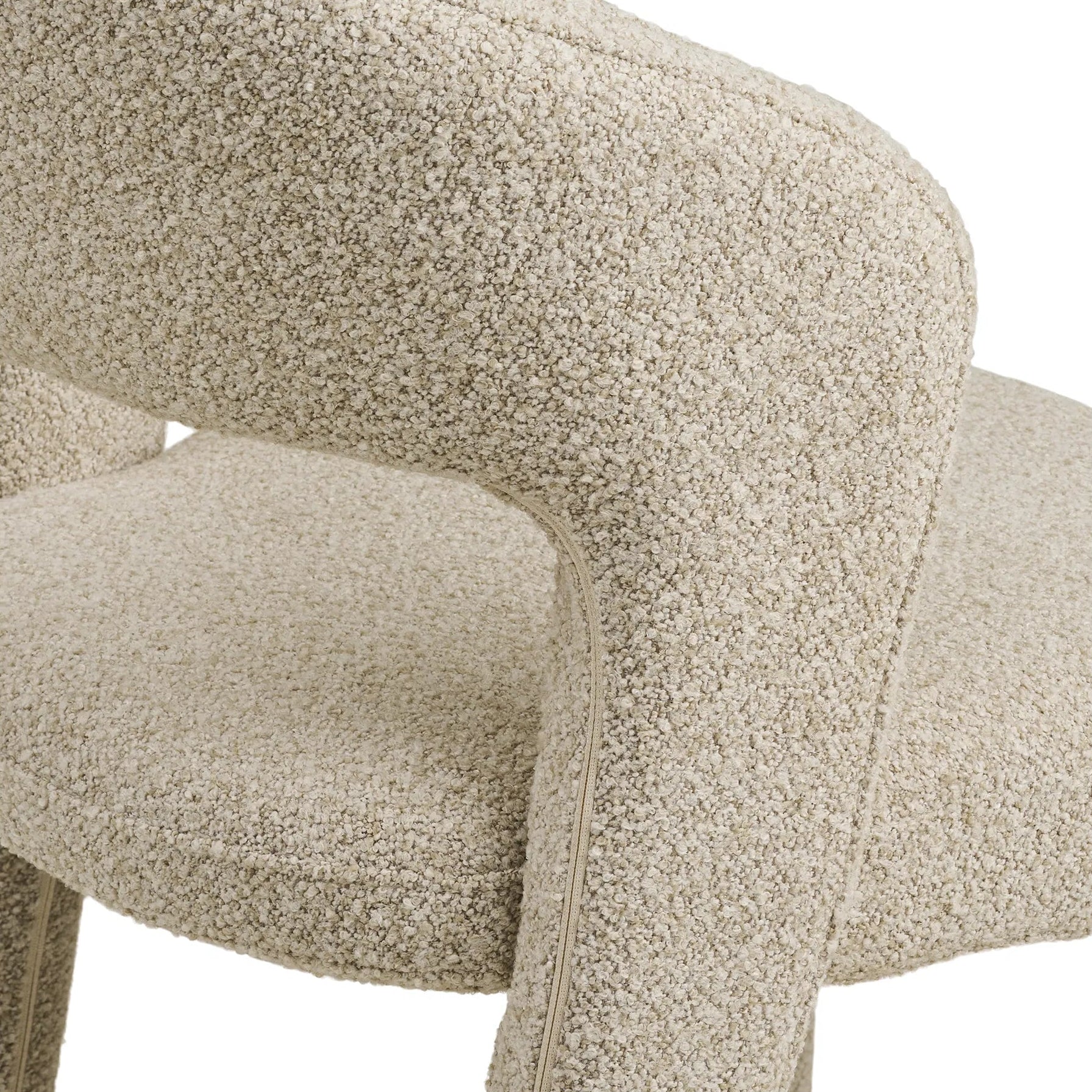 MIKALI | כיסא אוכל מרופד בבד דמוי צמר