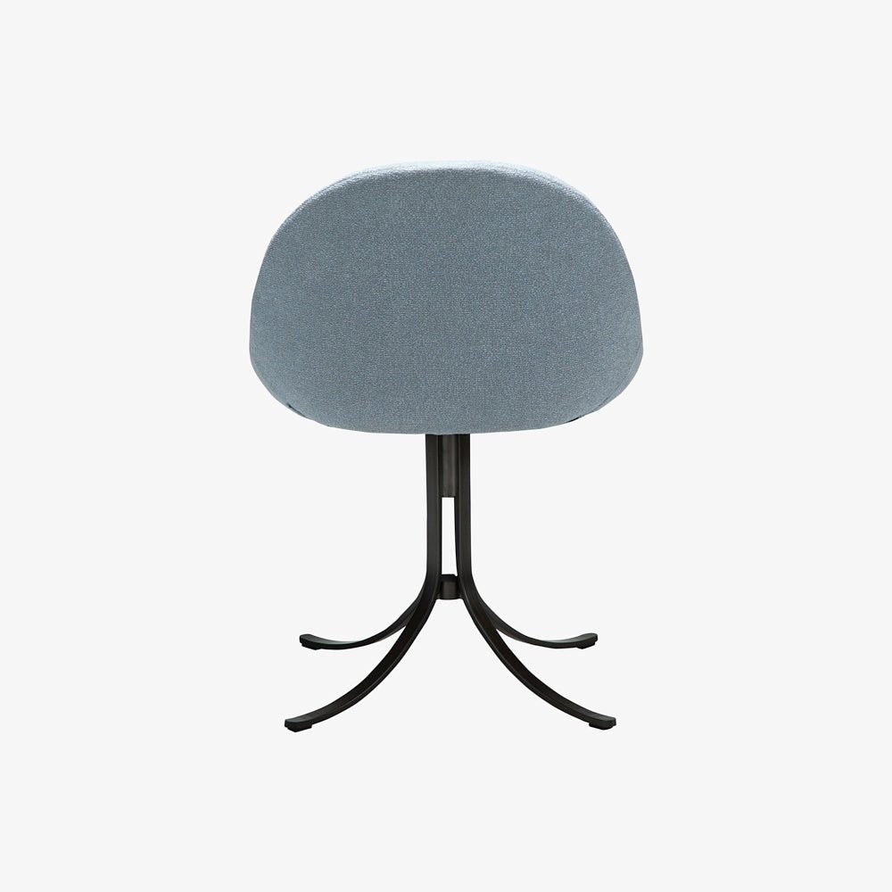 TAVERA | כיסא משרדי מרופד בבד בוקלה בשילוב רגלי מתכת בגוון שחור