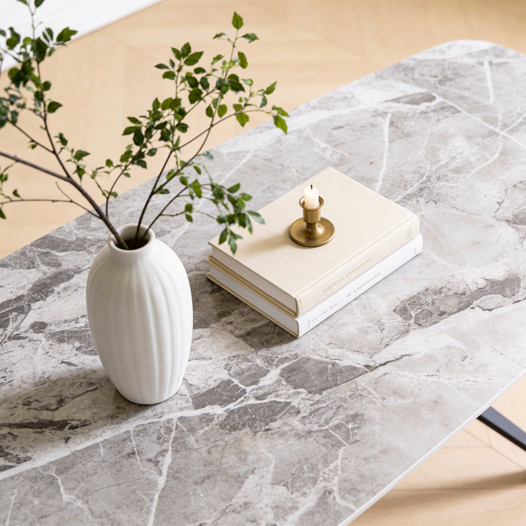 KOLEN | שולחן אוכל מלבני נפתח, מגיע בשני גדלים