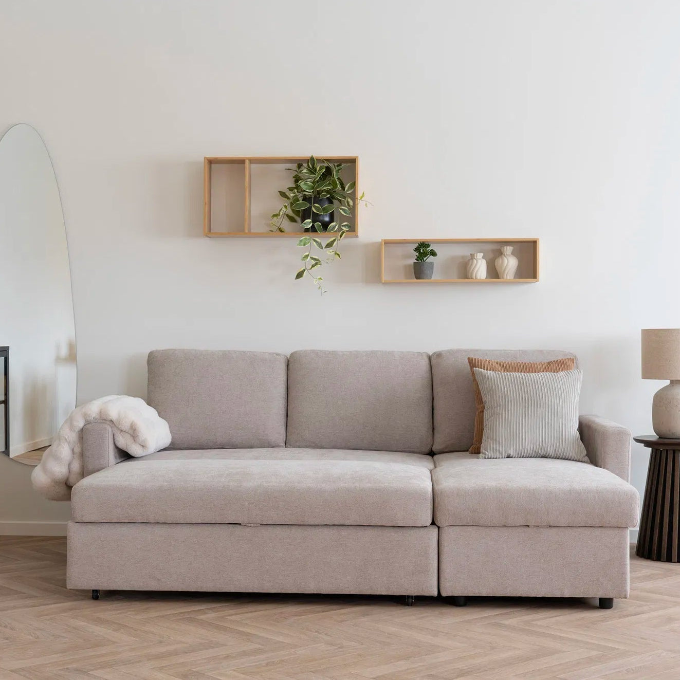 GRIDN | ספה נפתחת למיטה מרופדת בבד אריג, עם תא אחסון - KUALA