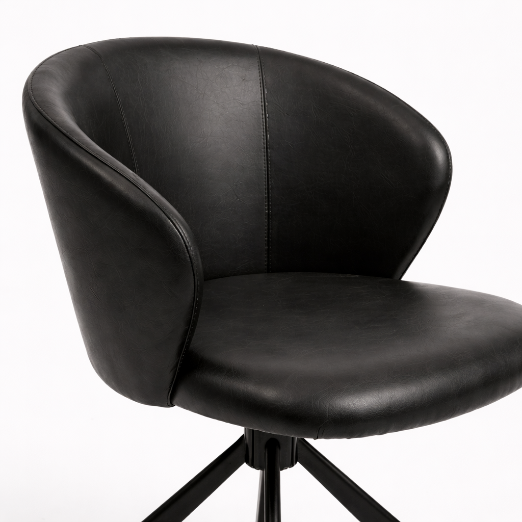 NORDS | כיסא אוכל מרופד בדמוי עור בשילוב רגלי מתכת - KUALA