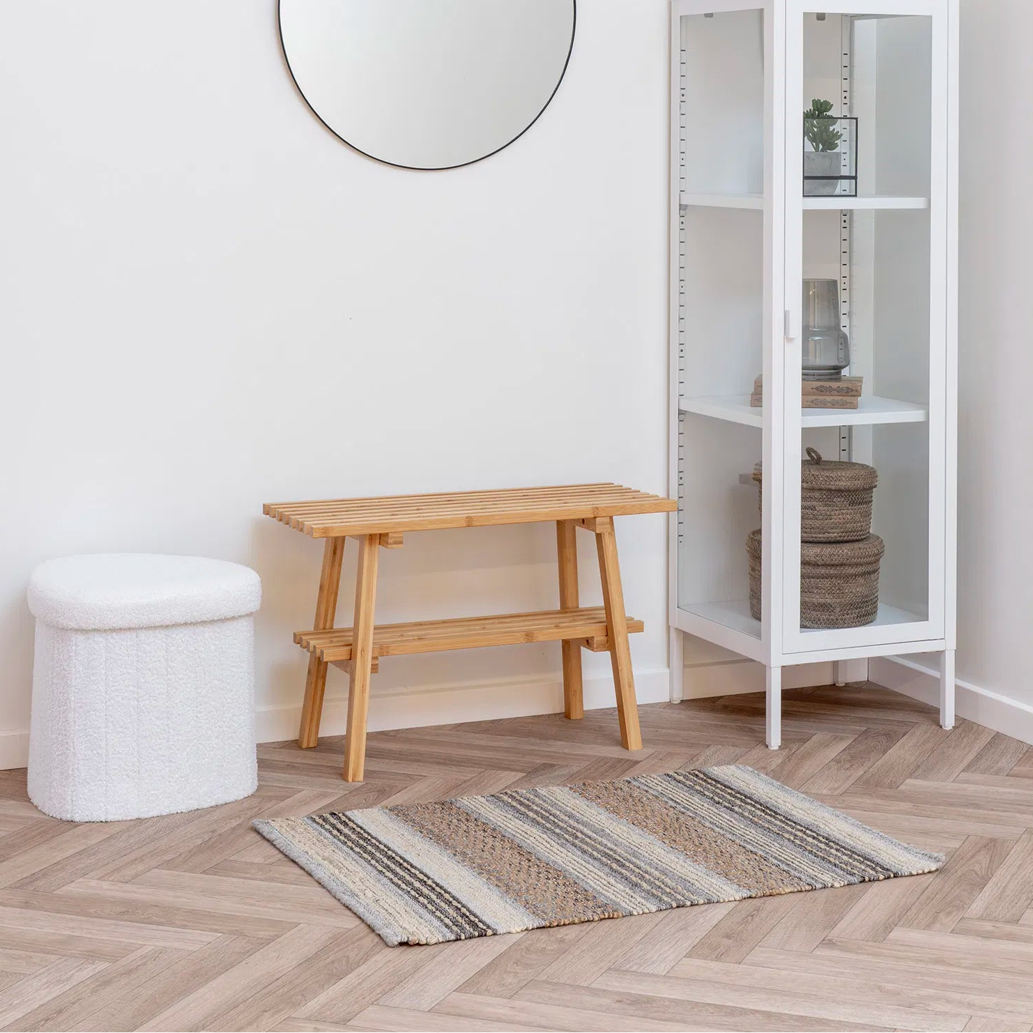 LITEX | הדום מרופד בבד בוקלה, עם תא אחסון - KUALA