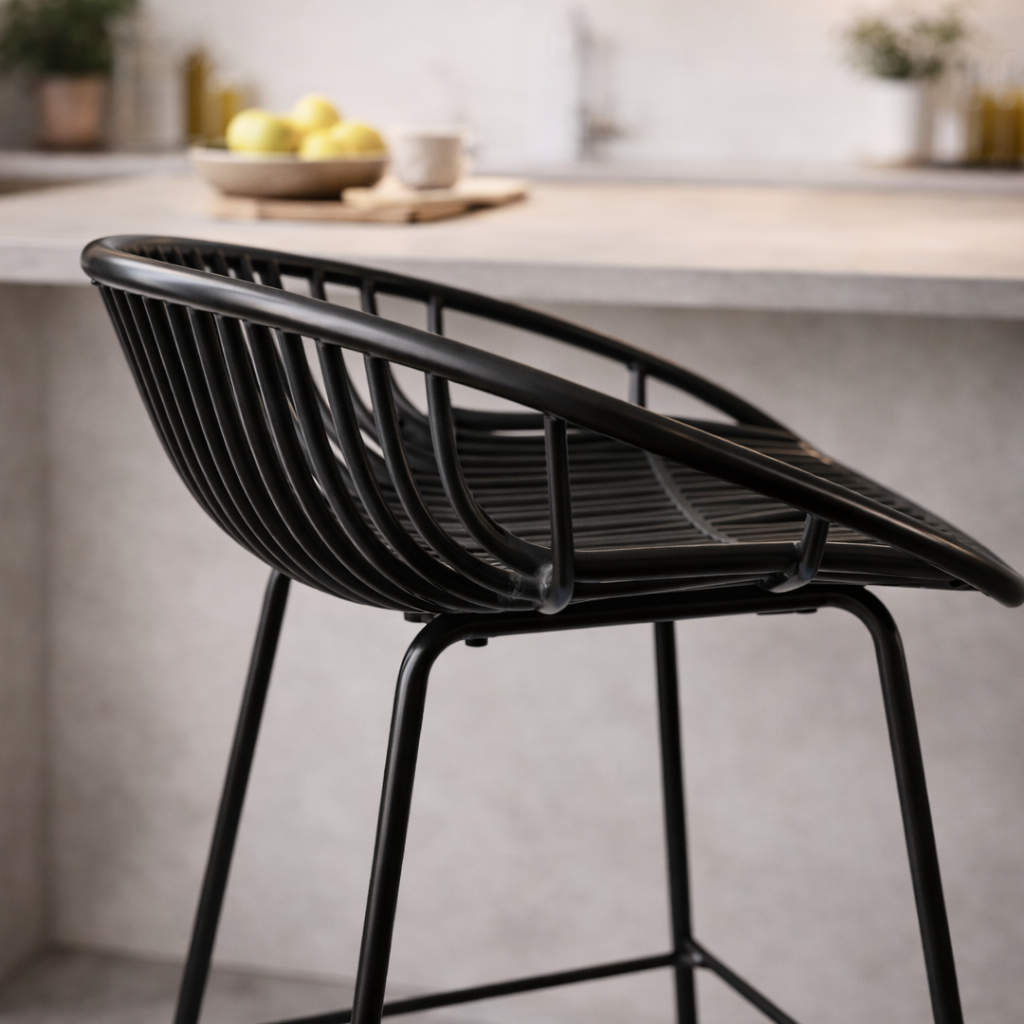 NILO | כיסא בר פולימרי בשילוב רגלי מתכת - KUALA