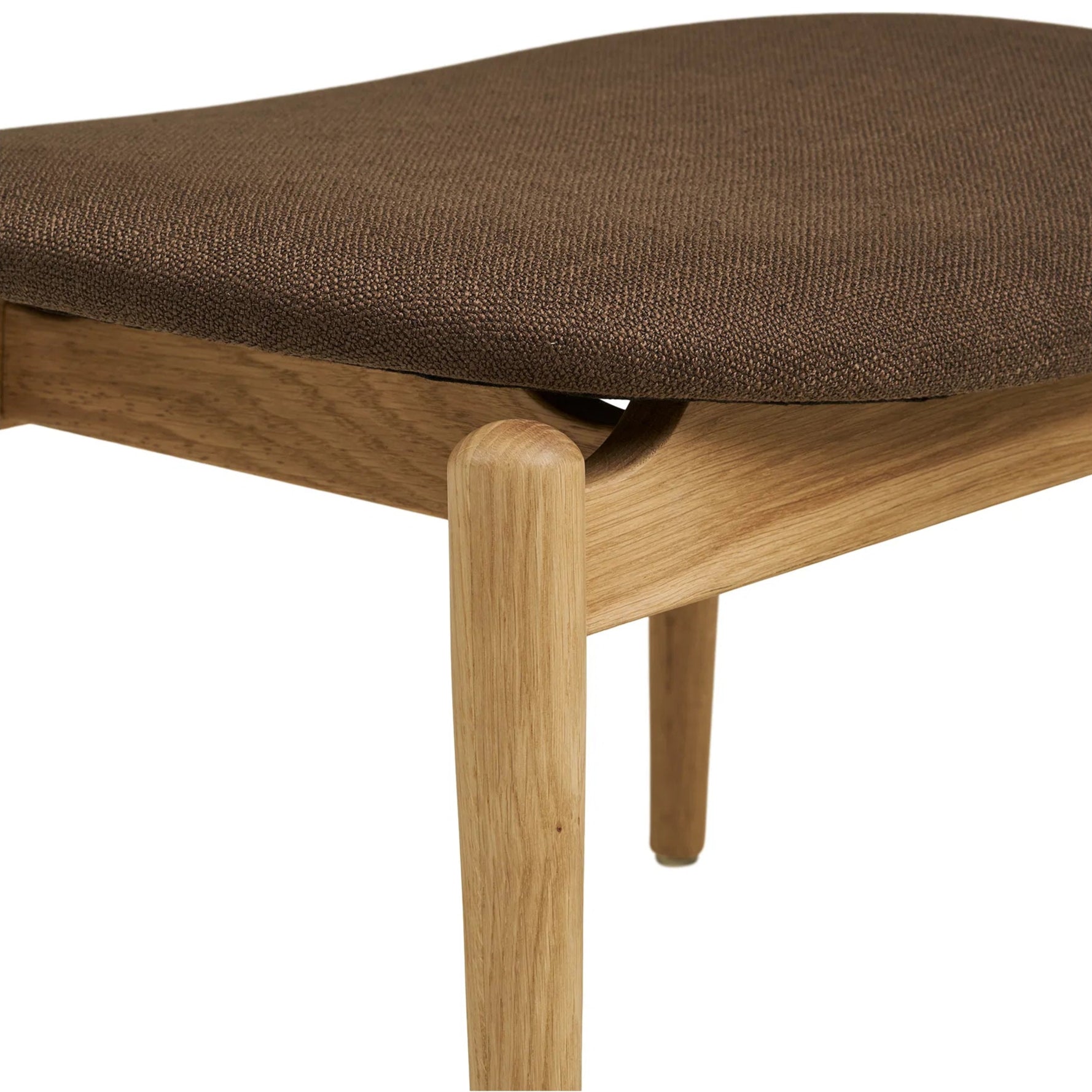 NISA | סטול מעץ אלון מלא מרופד אריג - KUALA