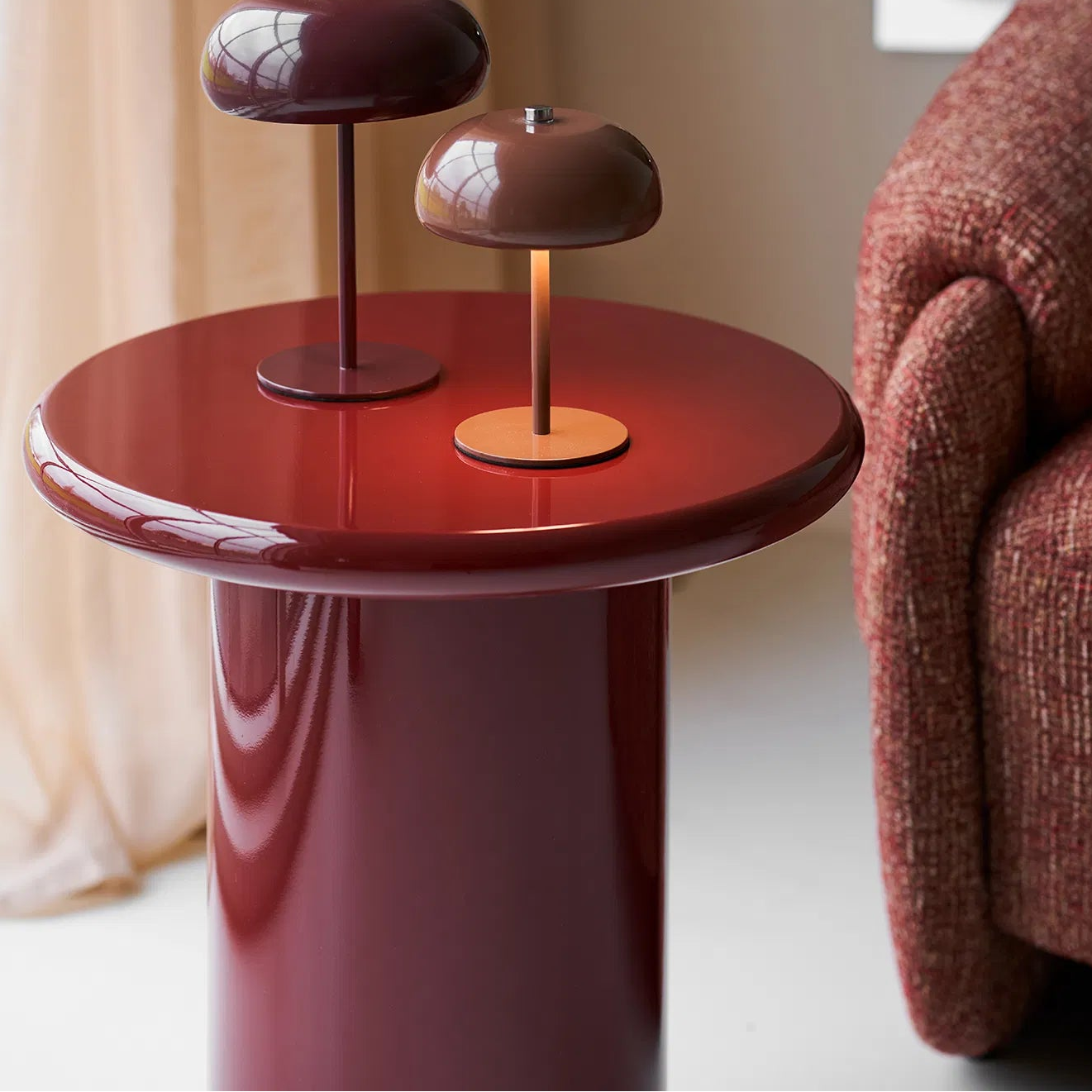 ARONSOL | שולחן צד עגול מעץ, קוטר 45 ס"מ