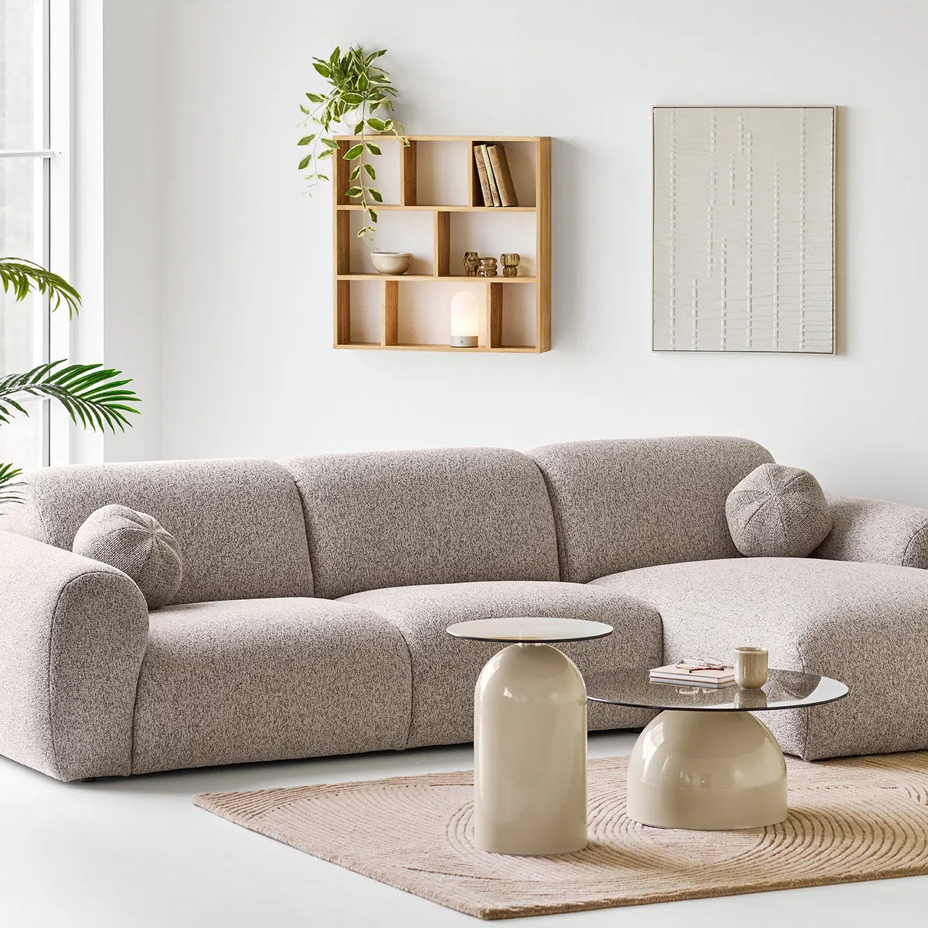 KOVA | שולחן צד עגול ממתכת וזכוכית, קוטר 40 ס"מ - KUALA