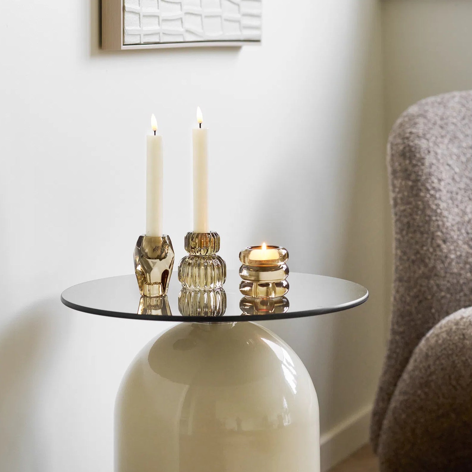 KOVA | שולחן צד עגול ממתכת וזכוכית, קוטר 40 ס"מ - KUALA