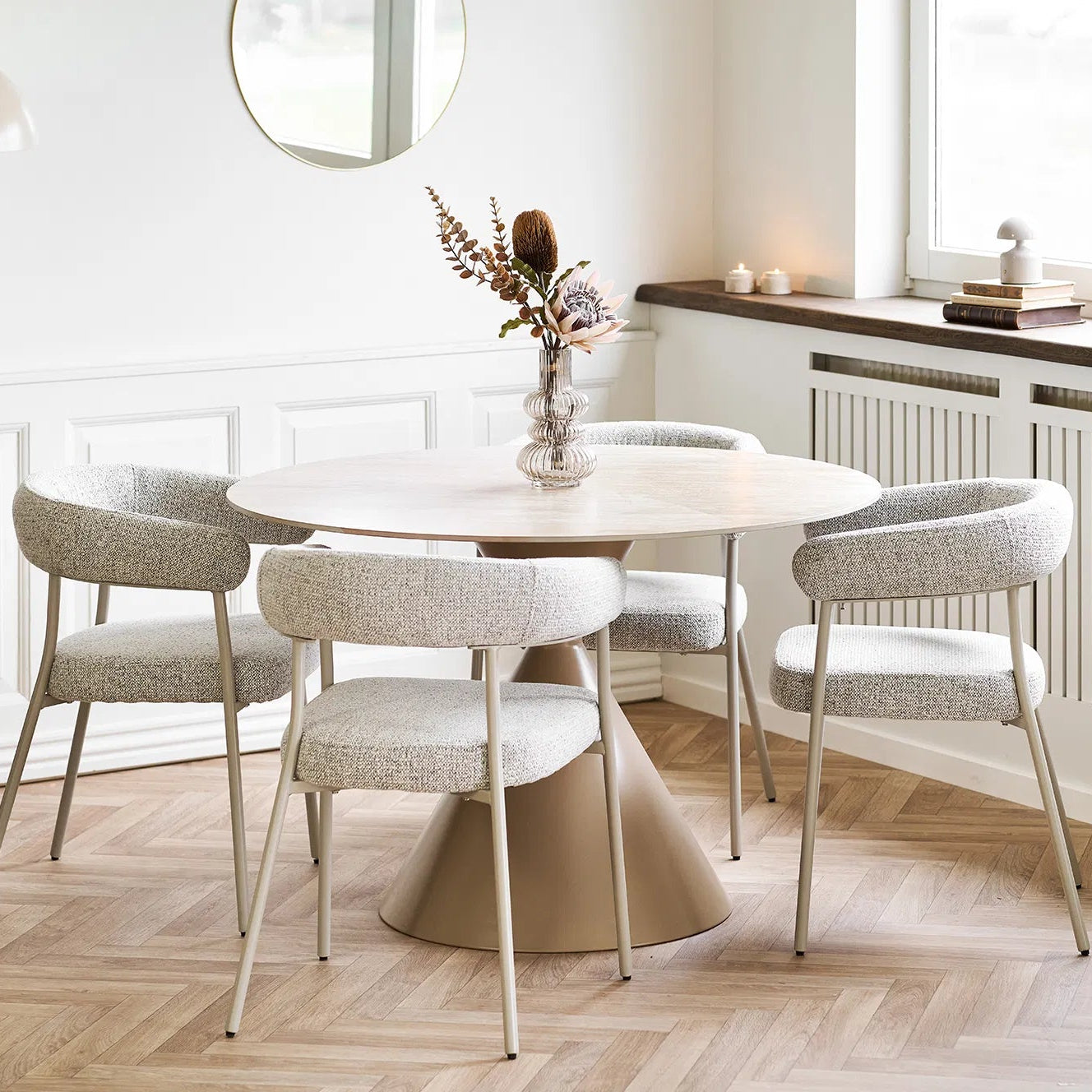 ARISOLI | שולחן אוכל עגול קוטר 120 ס"מ, עד 6 סועדים - KUALA