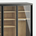 תמונה מזווית מספר 4 של המוצר JUGER | ארון הזזה בשילוב מלמין אלון מבוקע טבעי ו-3 דלתות זכוכית