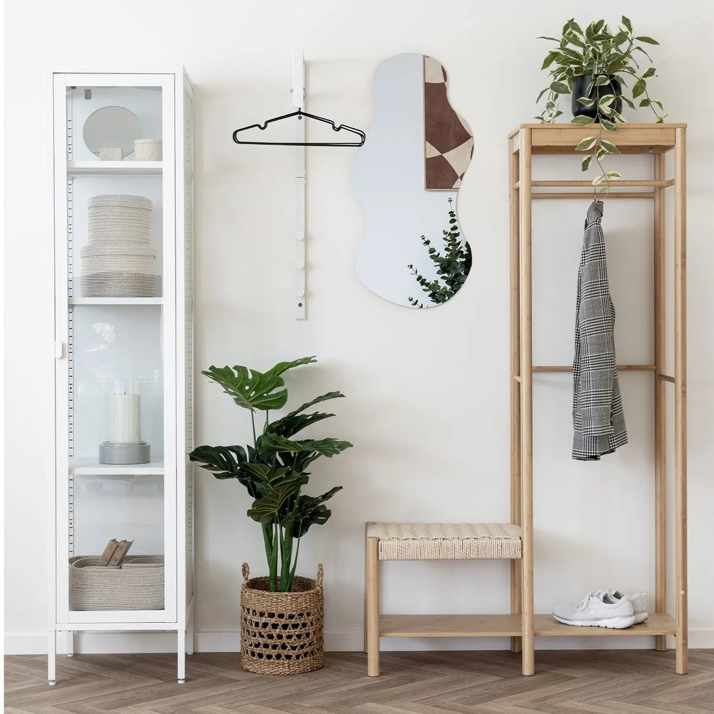 DORVA | מתלה בגדים מבמבוק וחבל, עם ספסל ומדף , 95/165 ס"מ