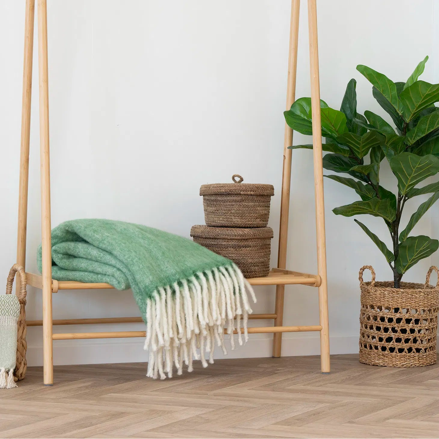 VARO | שמיכת צמר בגוון ירוק - KUALA