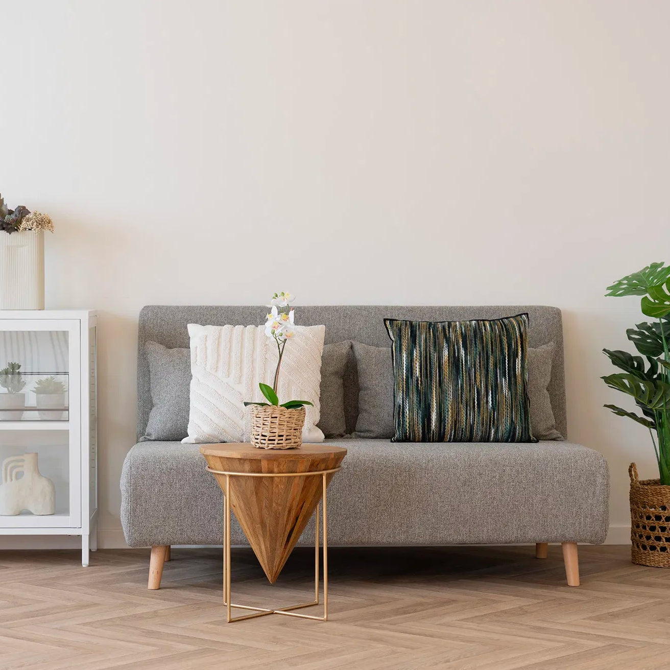 DAVA |  כרית דקורטיבית מבד אריג בגוון ירוק וצהוב - KUALA