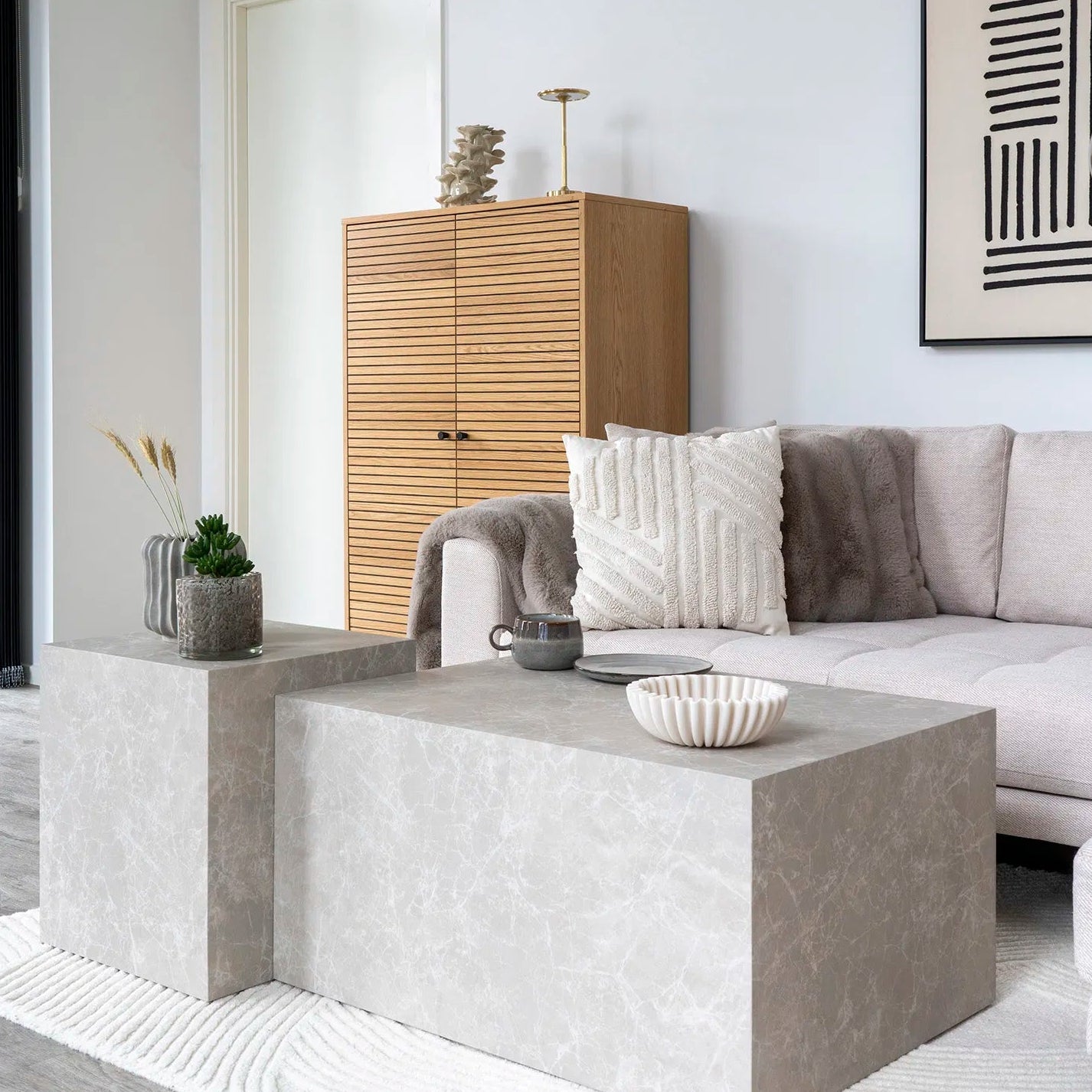 DINO | 'כרית דקורטיבית מבד אריג בגוון בז - KUALA