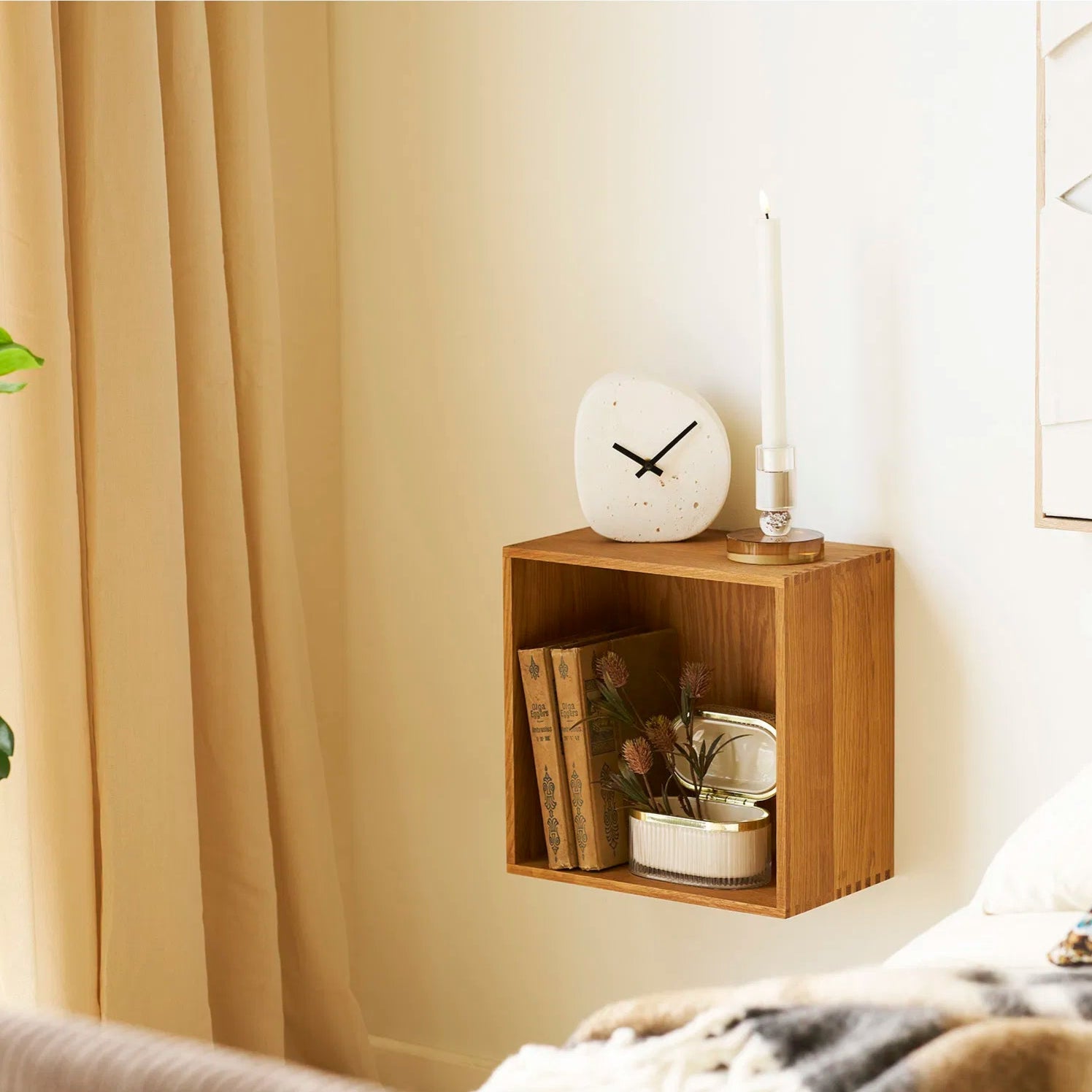 TOTALI | שעון טרצו שולחני מעוצב בצורה אמורפית