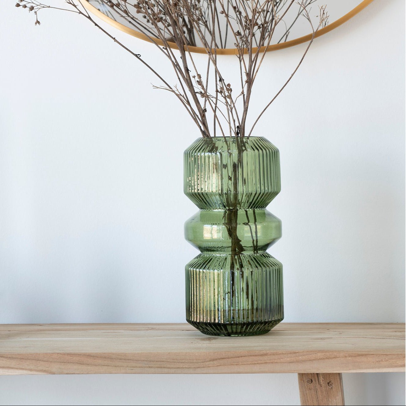 ROBE | אגרטל זכוכית ירוק