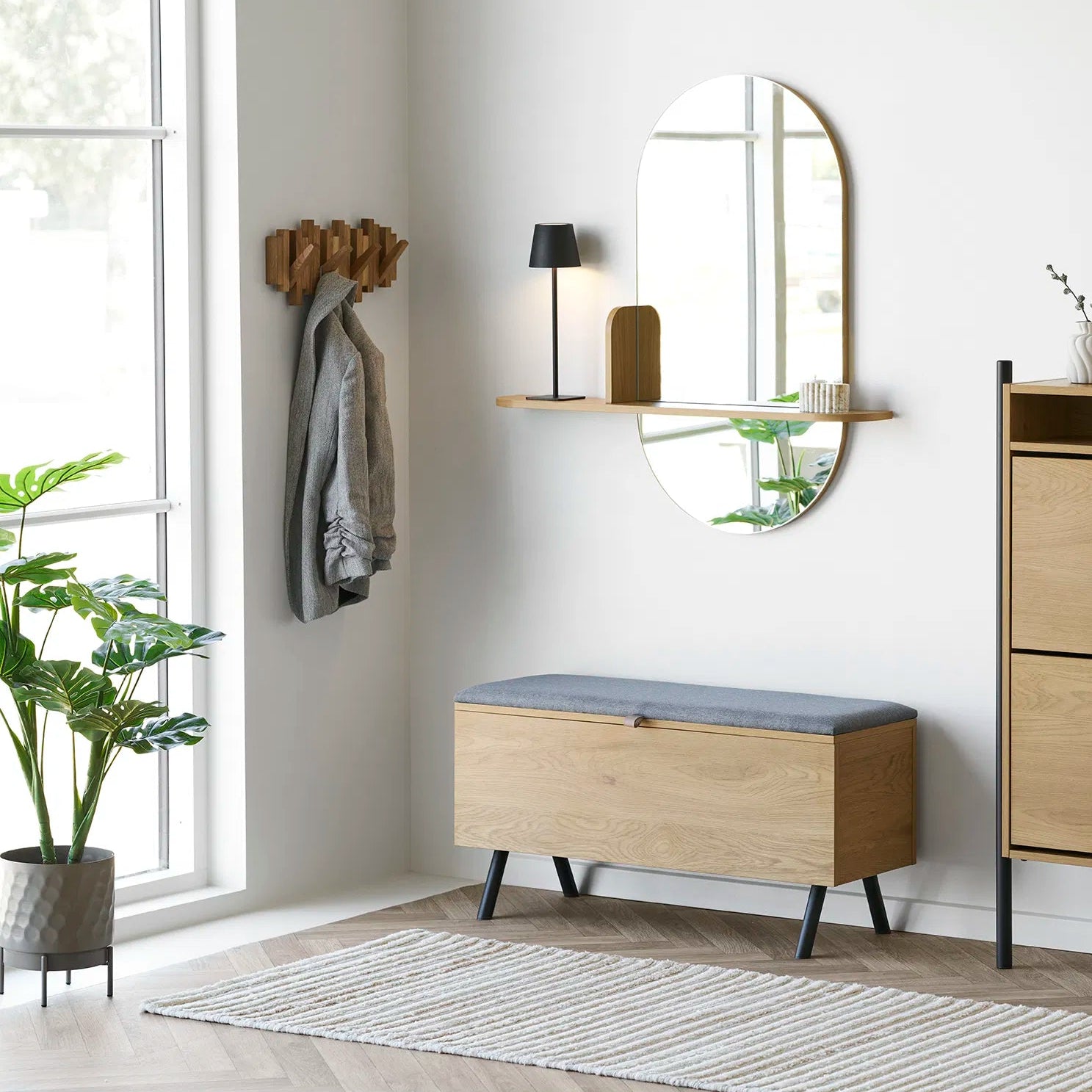 MOZOKO | יחידת תליה מעוצבת מעץ אלון מלא, 40 ס"מ