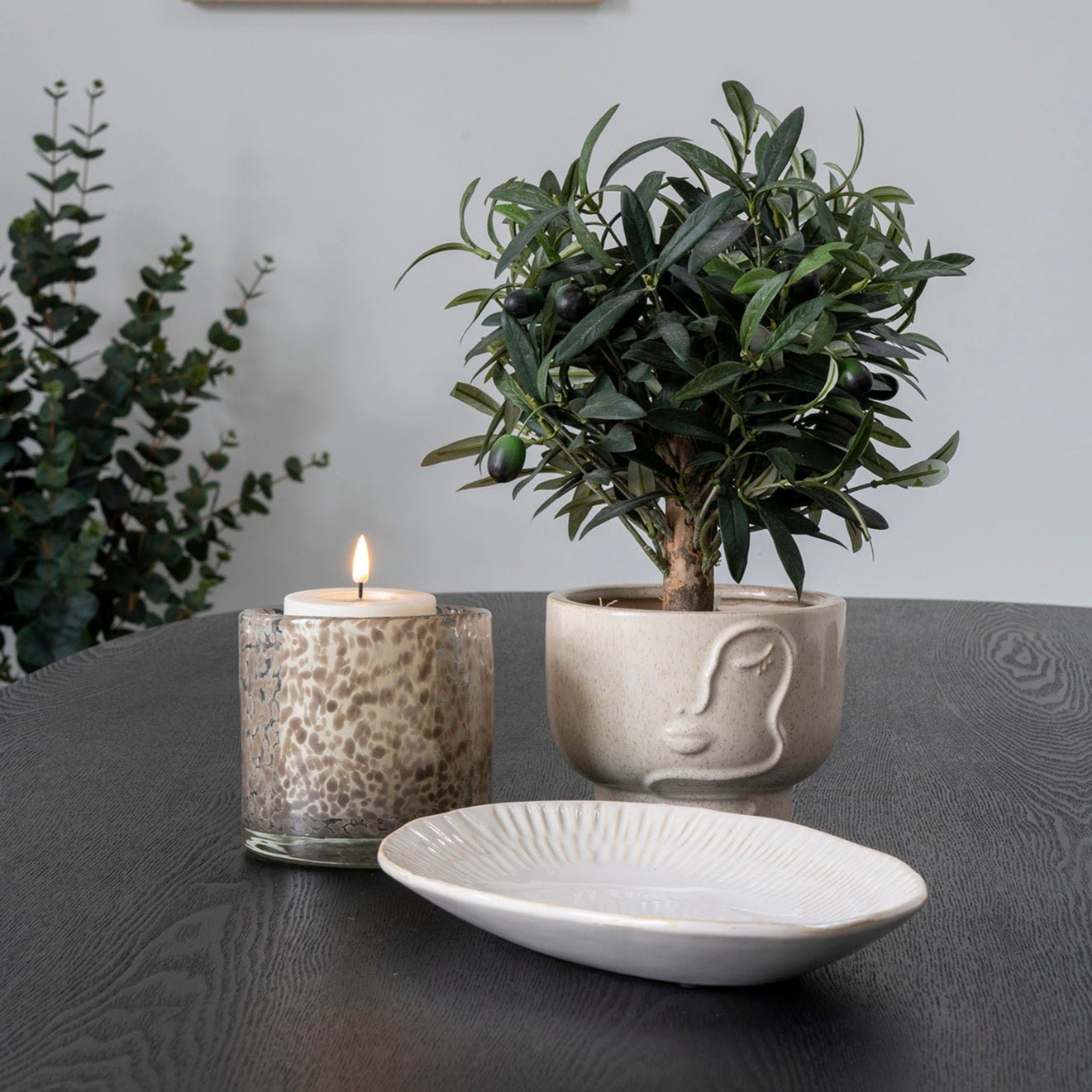 BUCUT | מגש קרמי אליפטי לבן