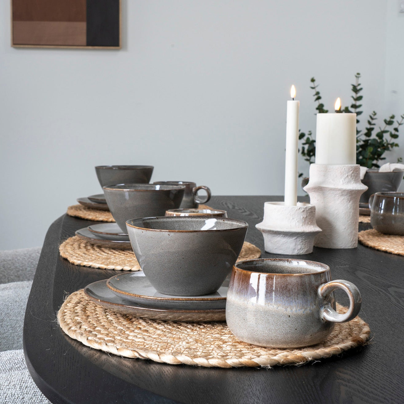 FLUXO | סט 4 צלחות בגוון בזלת כהה, קוטר 21 ס"מ