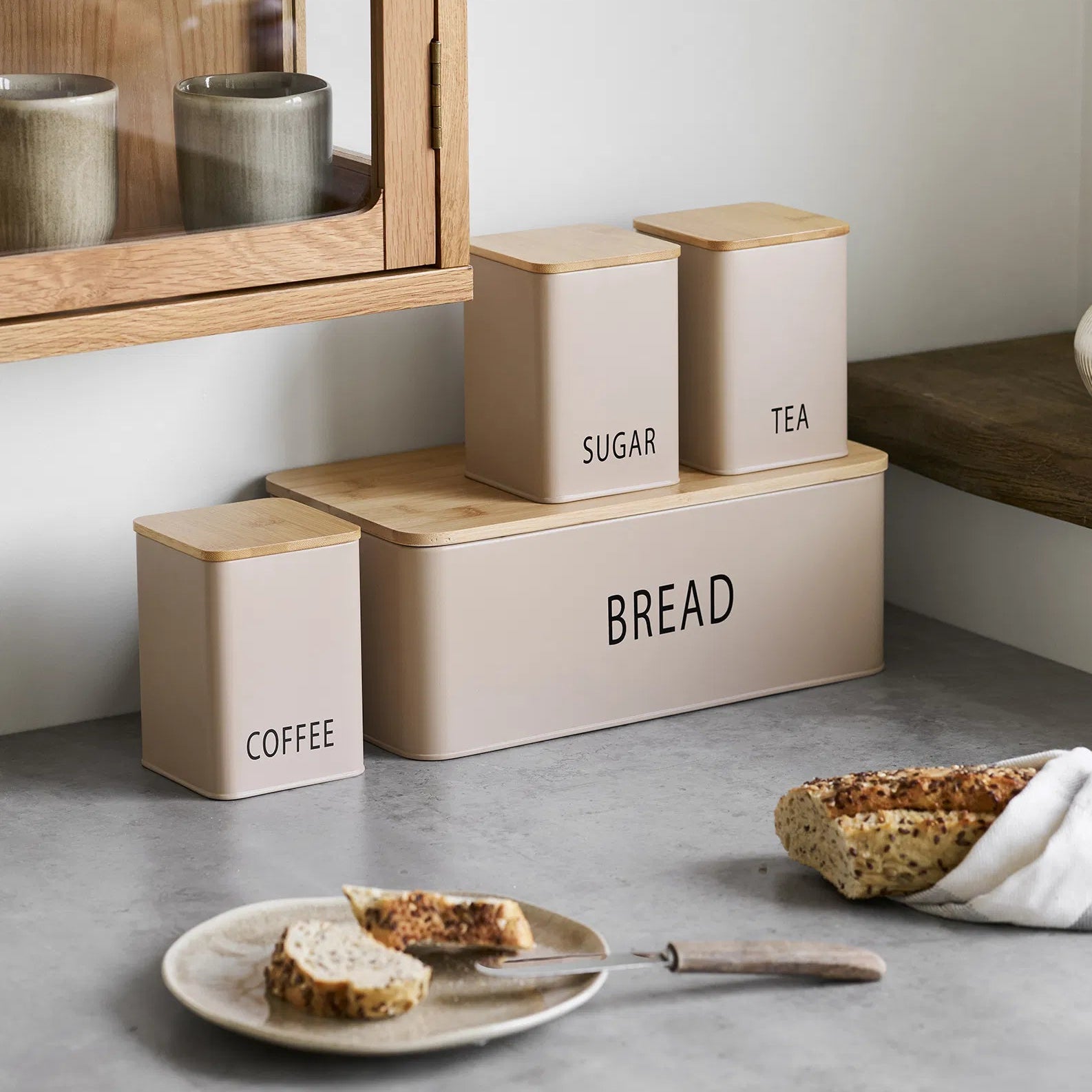 BERO | 'סט קפה תה סוכר וקופסת לחם בגוון בז - KUALA