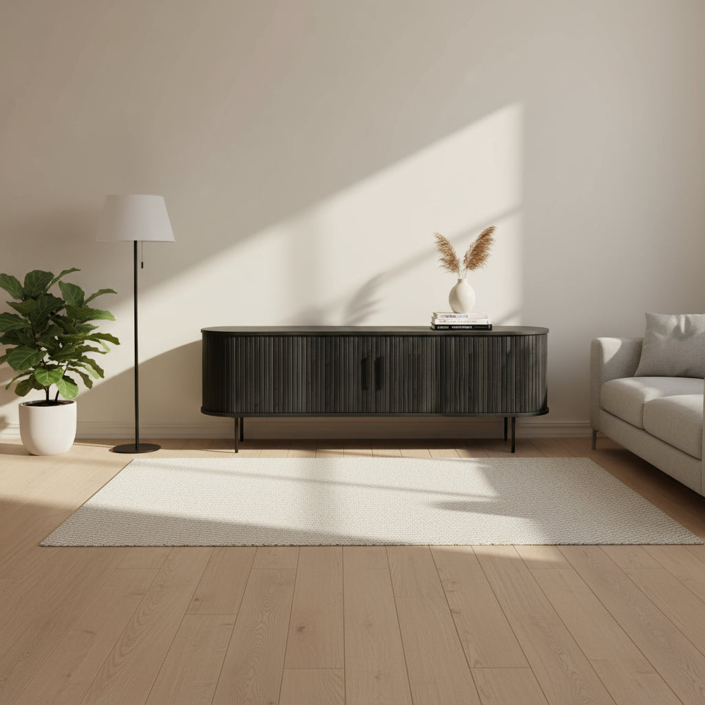 BAO | מזנון סקנדינבי מעץ ומתכת, עם מדפים סגורים