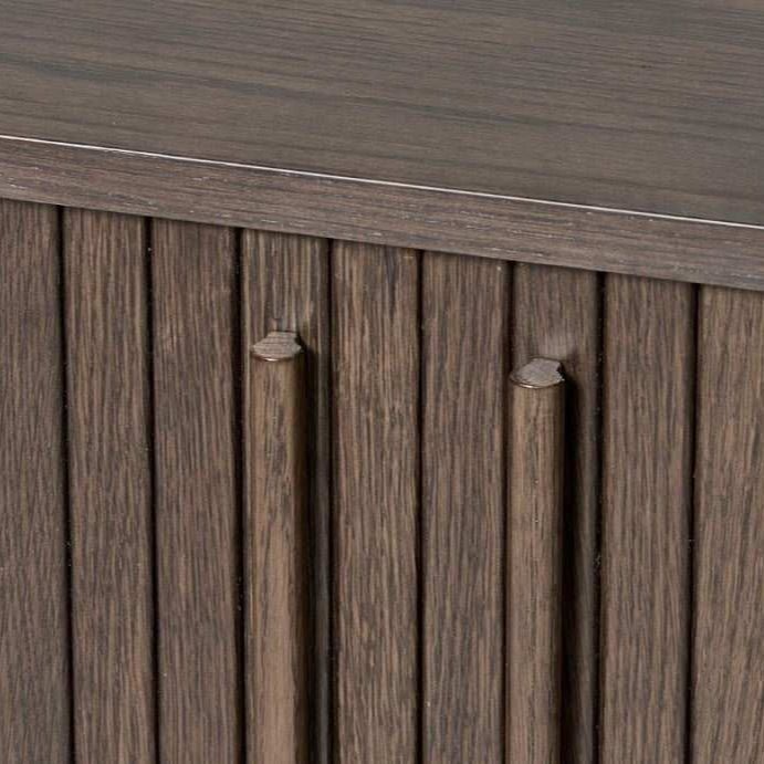 RYNN | שידת אחסון מעץ עם מדפים סגורים