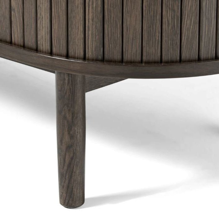 RYNN | שידת אחסון מעץ עם מדפים סגורים