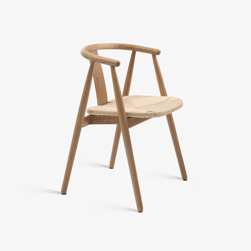 NEIL | כיסא נורדי מעוגל מעץ מלא