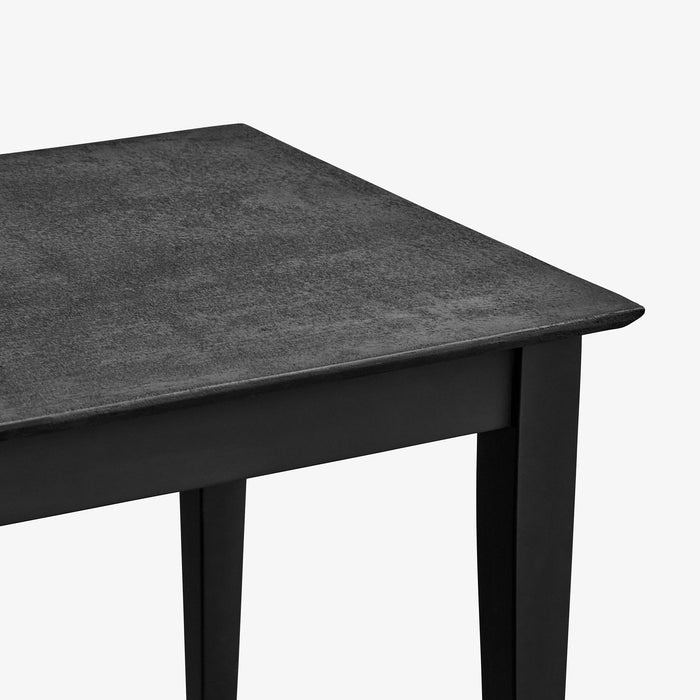 BOKET | שולחן עבודה בטקסטורת בטון מושחר