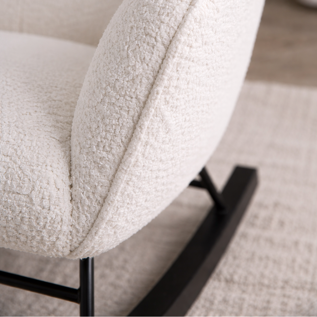 XILOX | כורסת נדנדה מרופדת בבד בוקלה - KUALA