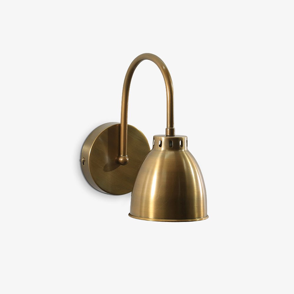 ZUZARO | מנורת קיר קלאסית ממתכת בגוון פליז - KUALA