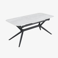 סהרה בשילוב רגליים שחורות