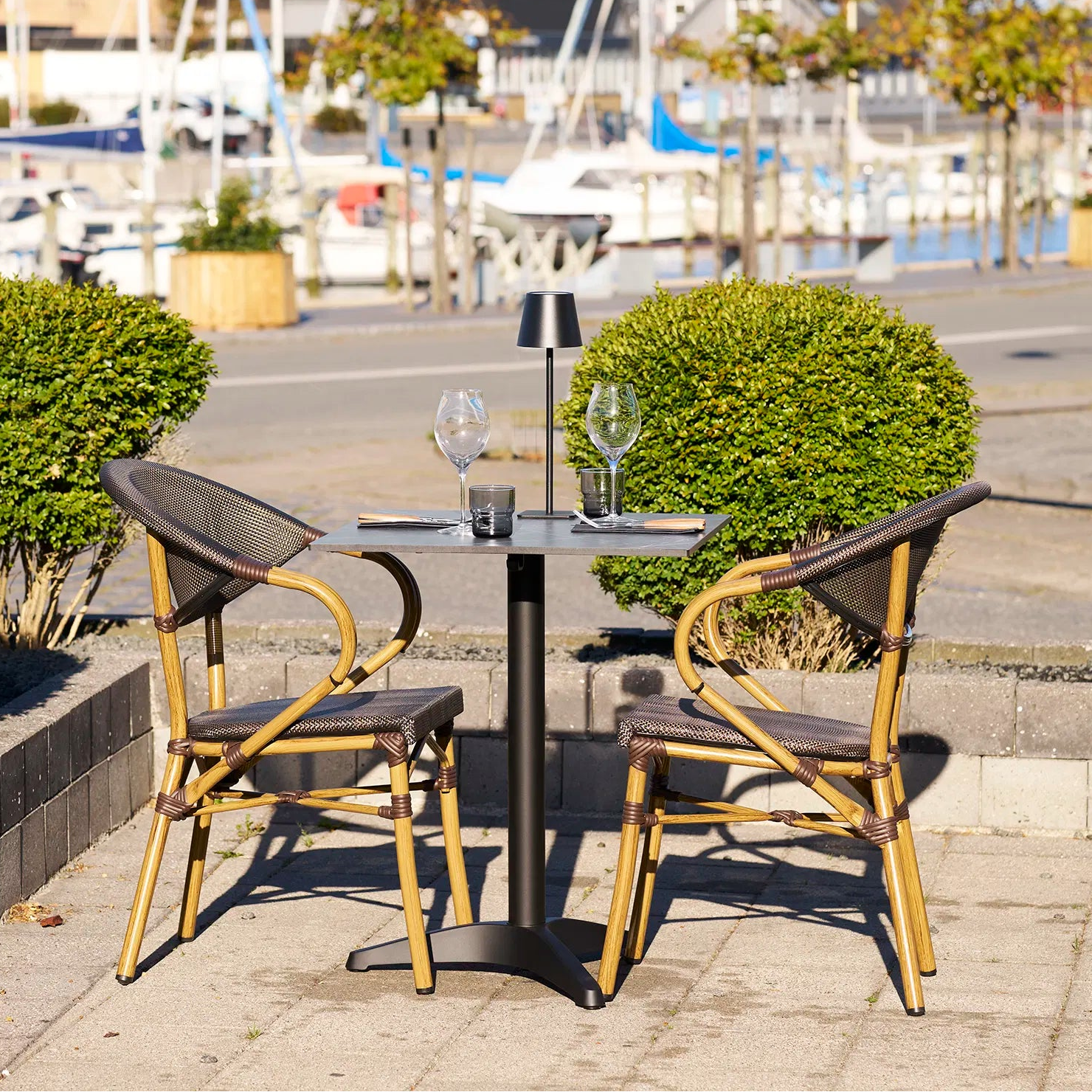 YEBISO | כיסא אוכל מאלומיניום בשילוב טקסטילן - KUALA