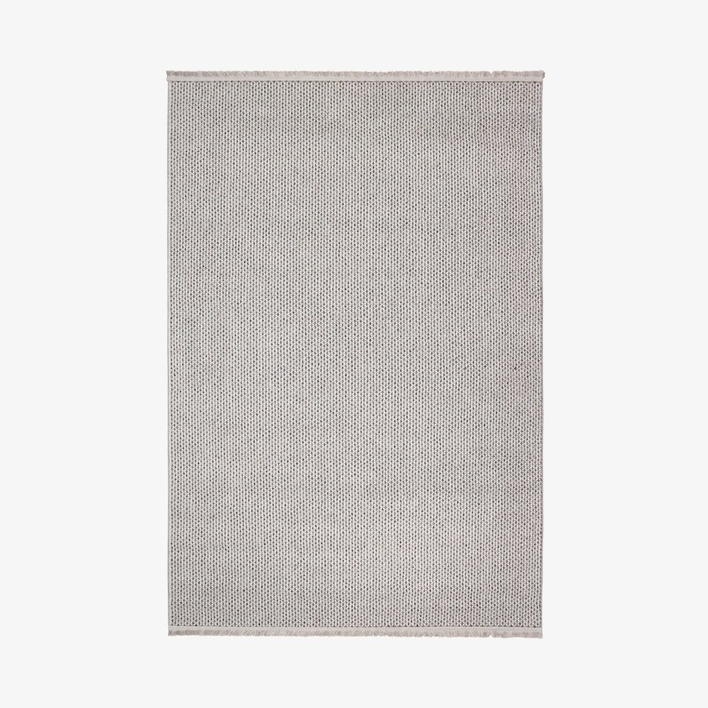 LIZETTE | שטיח ארוג מעוטר בפרנזים בקצוות