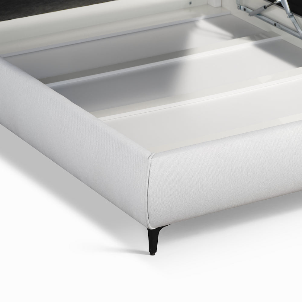 JULIA | מיטה מרופדת מעוצבת בסגנון מודרני